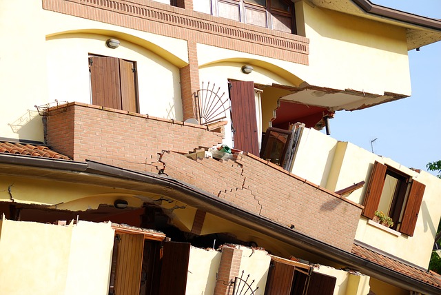 Earthquake proof buildings 